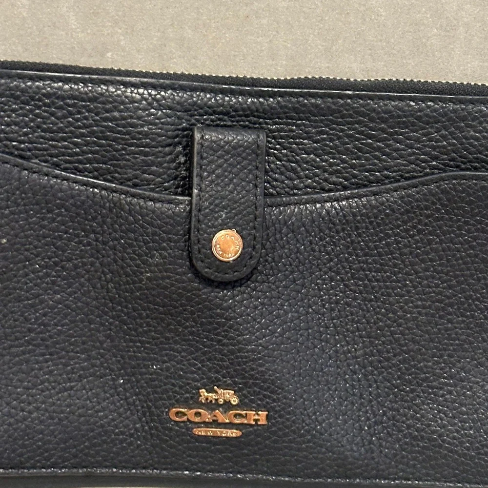 Coach Black Pebbled Leather Zip Top Wristlet Gold Logo Pouch Wallet